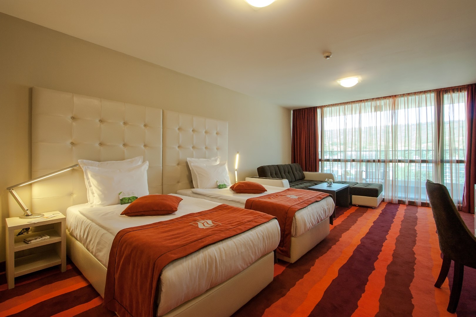 INTERNATIONAL_CASINO_TOWER__HOTEL_NISIPURILE_DE_AUR_BULGARIA_AIR_TOUR_TRAVEL